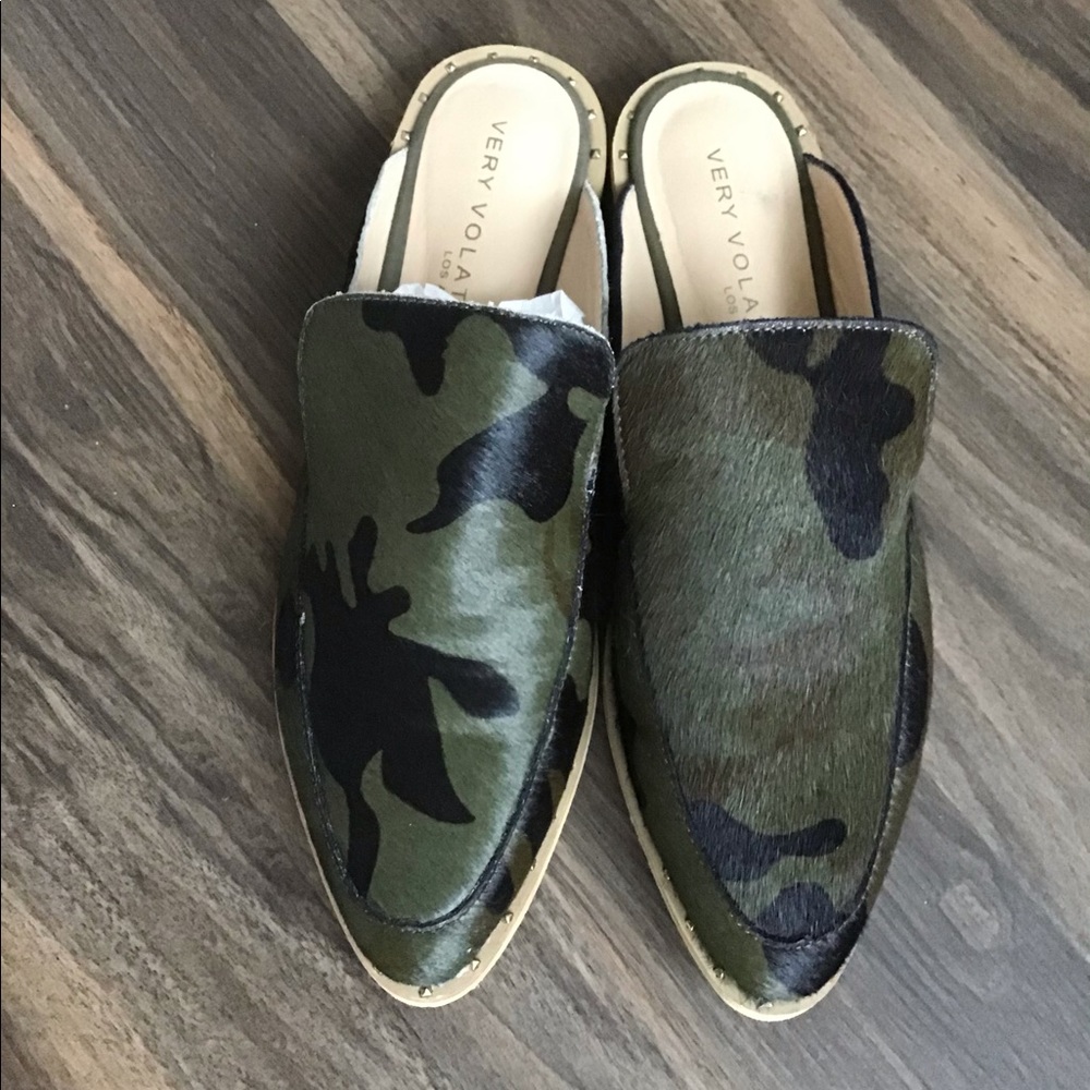 Very Volatile Camo Mules